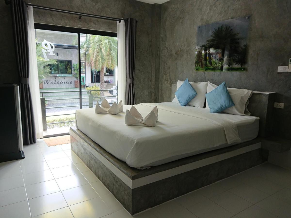 Lopburi Palm Resort Zewnętrze zdjęcie