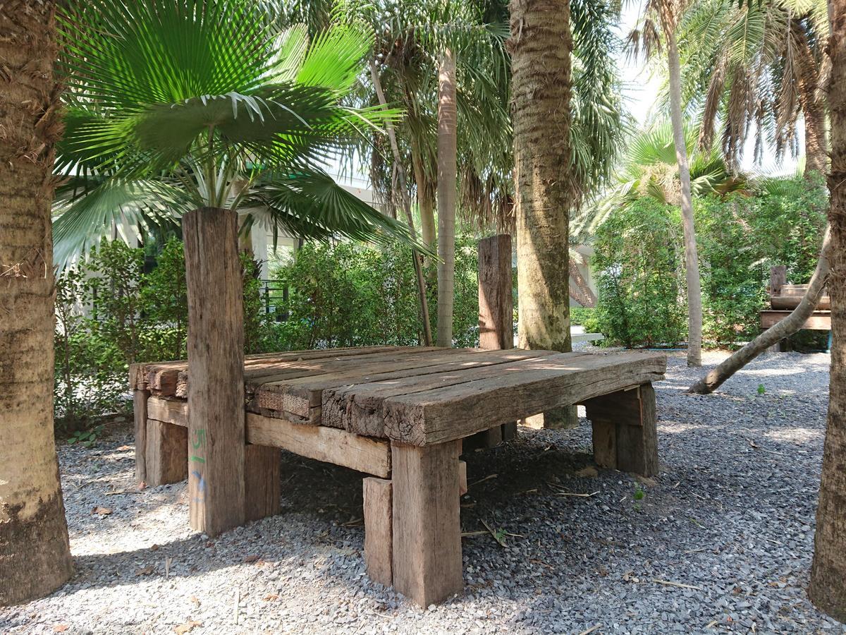 Lopburi Palm Resort Zewnętrze zdjęcie