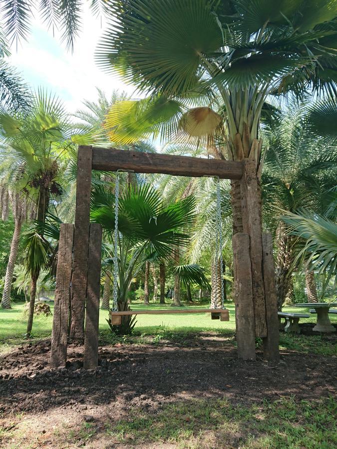 Lopburi Palm Resort Zewnętrze zdjęcie